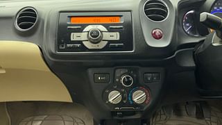 Used 2015 Honda Amaze 1.5L VX Diesel Manual interior MUSIC SYSTEM & AC CONTROL VIEW