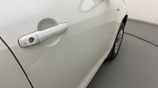 Used 2014 Maruti Suzuki Swift Dzire VXI Petrol Manual dents MINOR SCRATCH