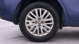 Used 2017 Maruti Suzuki Dzire [2017-2020] ZXi AMT Petrol Automatic tyres RIGHT REAR TYRE RIM VIEW