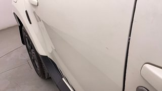 Used 2018 Renault Duster [2017-2020] RXS CVT Petrol Petrol Automatic dents MINOR SCRATCH