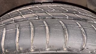 Used 2016 Hyundai Xcent [2014-2017] SX Petrol Petrol Manual tyres RIGHT FRONT TYRE TREAD VIEW