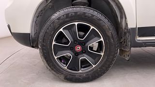 Used 2018 Renault Duster [2017-2020] RXS CVT Petrol Petrol Automatic tyres LEFT FRONT TYRE RIM VIEW