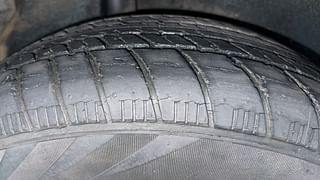 Used 2012 Maruti Suzuki Ritz [2009-2012] Zxi Petrol Manual tyres RIGHT REAR TYRE TREAD VIEW