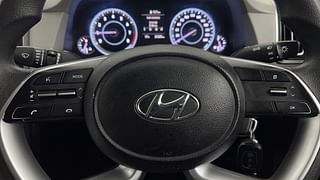 Used 2022 Hyundai Creta EX Petrol Petrol Manual top_features Steering mounted controls