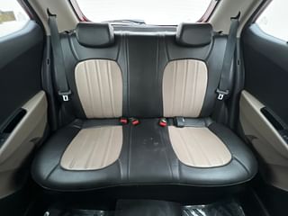 Used 2016 Hyundai Grand i10 [2013-2017] Asta (O) AT 1.2 kappa VTVT Petrol Automatic interior REAR SEAT CONDITION VIEW