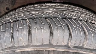 Used 2013 Hyundai Grand i10 [2013-2017] Magna 1.2 Kappa VTVT Petrol Manual tyres LEFT FRONT TYRE TREAD VIEW