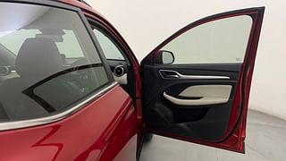 Used 2022 MG Motors Astor Sharp 1.5 MT Petrol Manual interior RIGHT FRONT DOOR OPEN VIEW
