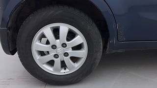 Used 2012 Maruti Suzuki Ritz [2009-2012] Zxi Petrol Manual tyres RIGHT REAR TYRE RIM VIEW