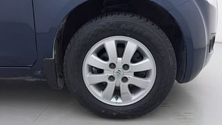 Used 2012 Maruti Suzuki Ritz [2009-2012] Zxi Petrol Manual tyres RIGHT FRONT TYRE RIM VIEW