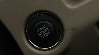 Used 2022 Maruti Suzuki Ciaz Alpha Petrol Petrol Manual top_features Keyless start