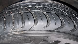 Used 2012 Maruti Suzuki Ritz [2009-2012] Zxi Petrol Manual tyres RIGHT FRONT TYRE TREAD VIEW
