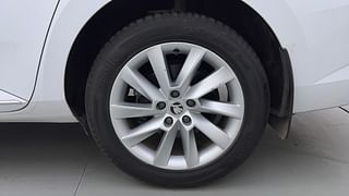 Used 2019 Skoda Superb [2016-2019] L&K TSI AT Petrol Automatic tyres LEFT REAR TYRE RIM VIEW