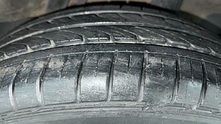 Used 2015 Honda City [2014-2017] VX CVT Petrol Automatic tyres LEFT REAR TYRE TREAD VIEW