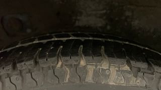 Used 2011 Hyundai i10 [2010-2016] Sportz 1.2 Petrol Petrol Manual tyres RIGHT REAR TYRE TREAD VIEW