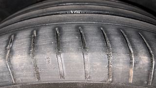 Used 2019 Skoda Superb [2016-2019] L&K TSI AT Petrol Automatic tyres LEFT REAR TYRE TREAD VIEW