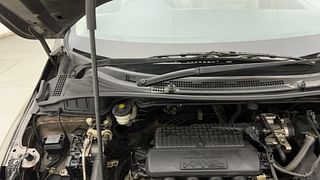 Used 2014 Honda City [2014-2017] VX Petrol Manual engine ENGINE RIGHT SIDE HINGE & APRON VIEW