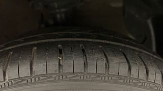 Used 2019 Hyundai Grand i10 [2017-2020] Sportz 1.2 Kappa VTVT Petrol Manual tyres RIGHT FRONT TYRE TREAD VIEW