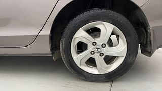 Used 2014 Honda City [2014-2017] VX Petrol Manual tyres LEFT REAR TYRE RIM VIEW