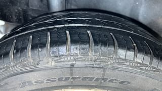 Used 2013 Honda Brio [2011-2016] VX AT Petrol Automatic tyres RIGHT REAR TYRE TREAD VIEW