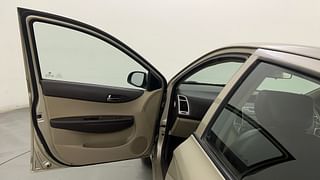 Used 2011 Hyundai i20 [2008-2012] Asta 1.2 Petrol Manual interior LEFT FRONT DOOR OPEN VIEW