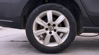 Used 2014 Volkswagen Vento [2010-2015] Highline Diesel Diesel Manual tyres RIGHT REAR TYRE RIM VIEW