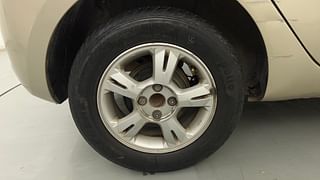 Used 2011 Hyundai i20 [2008-2012] Asta 1.2 Petrol Manual tyres RIGHT REAR TYRE RIM VIEW