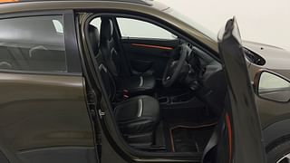Used 2019 Renault Kwid [2017-2019] CLIMBER 1.0 AMT Petrol Automatic interior RIGHT SIDE FRONT DOOR CABIN VIEW