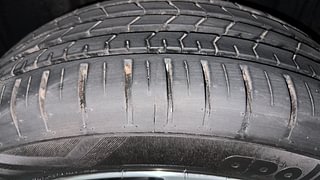 Used 2023 Toyota Glanza V AMT Petrol Automatic tyres RIGHT REAR TYRE TREAD VIEW