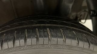 Used 2019 Hyundai Grand i10 [2017-2020] Sportz 1.2 Kappa VTVT Petrol Manual tyres LEFT REAR TYRE TREAD VIEW