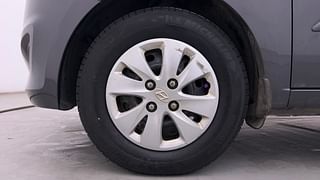 Used 2010 Hyundai i10 [2010-2016] Sportz 1.2 Petrol Petrol Manual tyres LEFT FRONT TYRE RIM VIEW