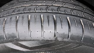 Used 2023 Toyota Glanza V AMT Petrol Automatic tyres LEFT FRONT TYRE TREAD VIEW