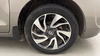 Used 2019 Toyota Glanza [2019-2022] V Petrol Manual tyres RIGHT FRONT TYRE RIM VIEW