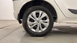 Used 2018 Tata Tiago [2016-2020] Revotron XT Petrol Manual tyres RIGHT REAR TYRE RIM VIEW