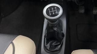 Used 2017 Maruti Suzuki Wagon R 1.0 [2010-2019] VXi Petrol + CNG (Outside Fitted) Petrol+cng Manual interior GEAR  KNOB VIEW