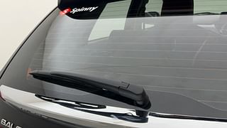 Used 2023 Maruti Suzuki Baleno Zeta CNG Petrol+cng Manual top_features Rear wiper