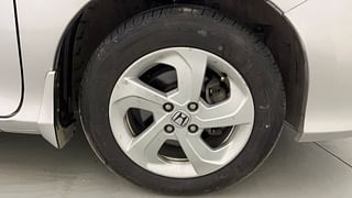 Used 2015 Honda City [2014-2017] V Diesel Diesel Manual tyres RIGHT FRONT TYRE RIM VIEW