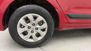 Used 2015 Hyundai Elite i20 [2014-2018] Sportz 1.2 Petrol Manual tyres RIGHT REAR TYRE RIM VIEW