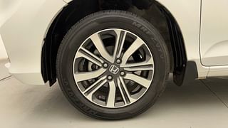 Used 2023 Honda Amaze 1.2 VX i-VTEC Petrol Manual tyres LEFT FRONT TYRE RIM VIEW