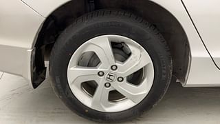 Used 2015 Honda City [2014-2017] V Diesel Diesel Manual tyres RIGHT REAR TYRE RIM VIEW