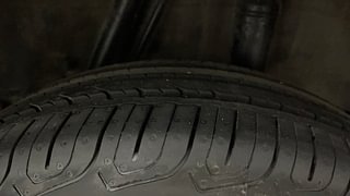 Used 2015 Honda City [2014-2017] V Diesel Diesel Manual tyres LEFT REAR TYRE TREAD VIEW