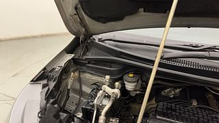 Used 2020 Honda WR-V i-VTEC VX Petrol Manual engine ENGINE RIGHT SIDE HINGE & APRON VIEW