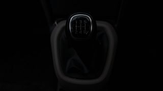 Used 2015 Hyundai Xcent [2014-2017] SX Petrol Petrol Manual interior GEAR  KNOB VIEW