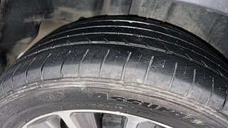 Used 2022 Maruti Suzuki Ciaz Alpha Petrol Petrol Manual tyres RIGHT REAR TYRE TREAD VIEW