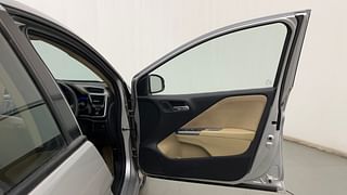 Used 2015 Honda City [2014-2017] V Diesel Diesel Manual interior RIGHT FRONT DOOR OPEN VIEW