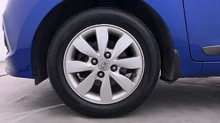Used 2015 Hyundai Xcent [2014-2017] SX Petrol Petrol Manual tyres LEFT FRONT TYRE RIM VIEW