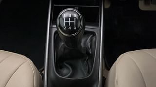 Used 2019 Toyota Glanza [2019-2022] V Petrol Manual interior GEAR  KNOB VIEW