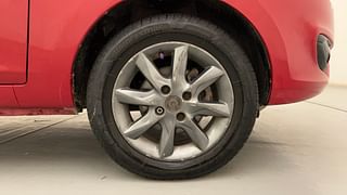 Used 2015 Tata Bolt [2014-2019] XT Petrol + CNG (Outside Fitted) Petrol+cng Manual tyres RIGHT FRONT TYRE RIM VIEW