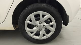 Used 2017 Hyundai Grand i10 [2017-2020] Sportz (O) 1.2 kappa VTVT Petrol Manual tyres LEFT REAR TYRE RIM VIEW