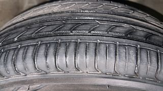 Used 2013 Maruti Suzuki Alto K10 [2010-2014] VXi Petrol Manual tyres RIGHT FRONT TYRE TREAD VIEW