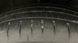 Used 2023 Maruti Suzuki Baleno Zeta CNG Petrol+cng Manual tyres RIGHT FRONT TYRE TREAD VIEW